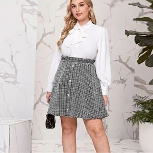 SHEIN Ruched Black and White Skirt!